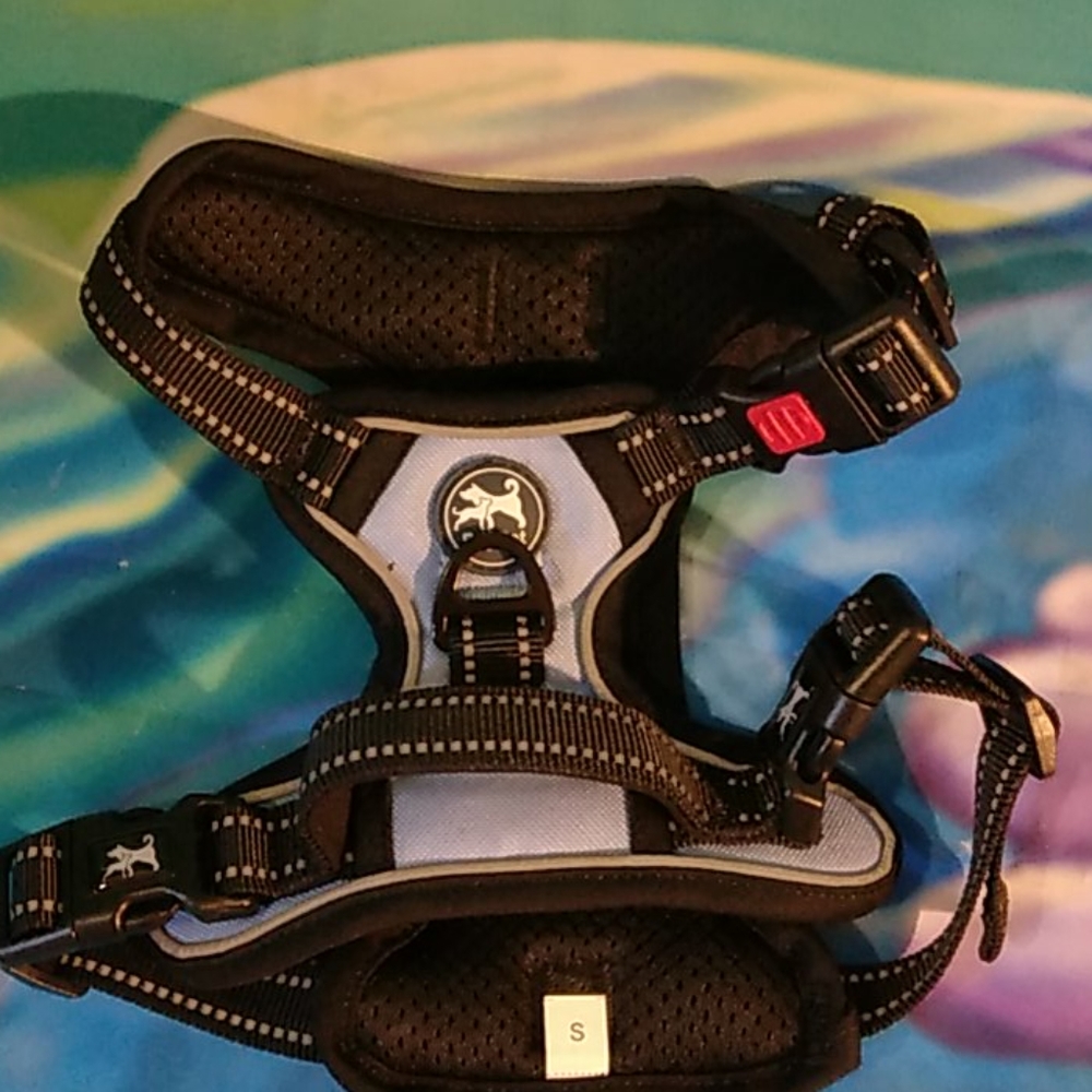 Small dog harness new without tags
